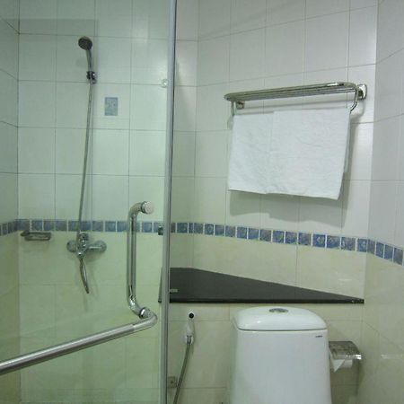 הו צ'י מין סיטי Thien Hoa Hotel מראה חיצוני תמונה