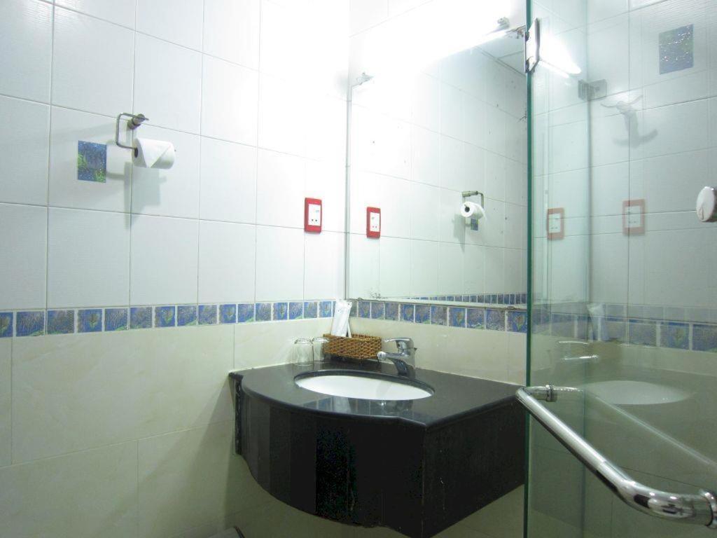 הו צ'י מין סיטי Thien Hoa Hotel מראה חיצוני תמונה