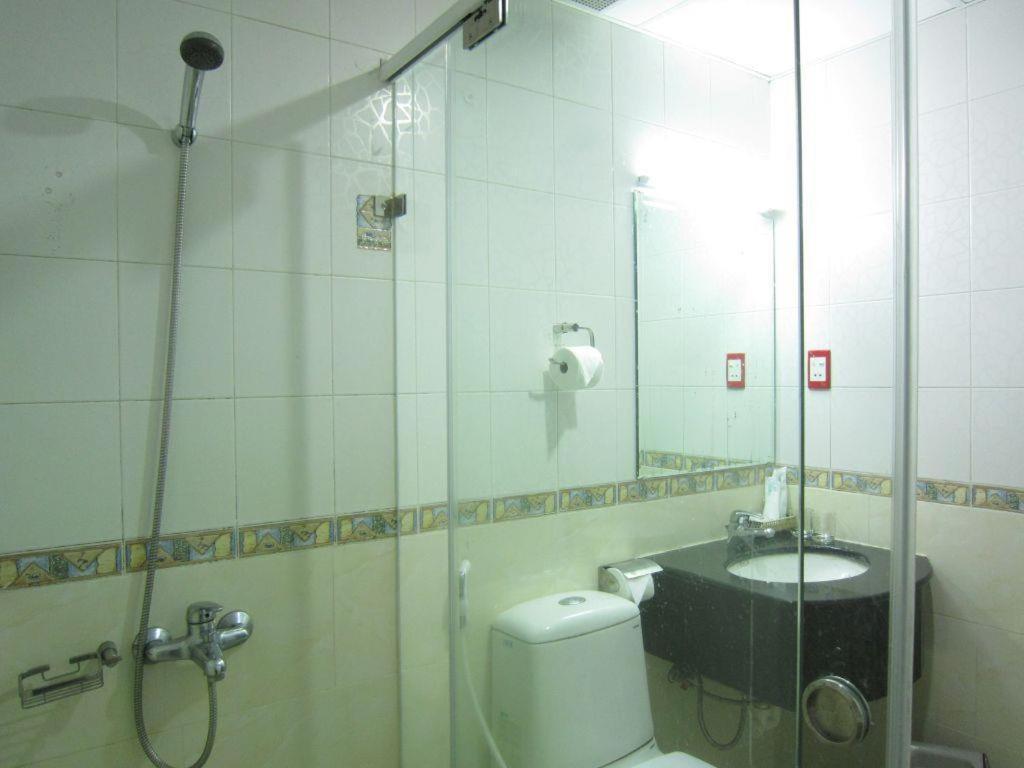 הו צ'י מין סיטי Thien Hoa Hotel מראה חיצוני תמונה